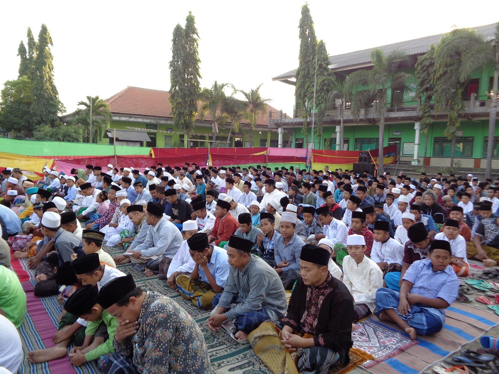 sholat idul adha bersama